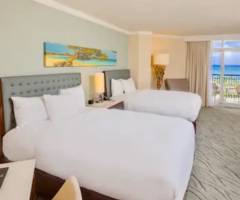 Casino Aruba at Hilton: Partial ocean vw Palm-Beach club 2queen beds