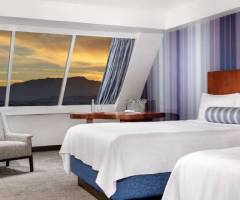 Luxor Casino Las Vegas: Stay Well Pyramid Premium Two Queen Room